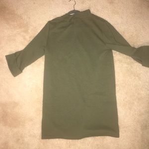 Forest Green Quarter-Sleeve Shift Dress